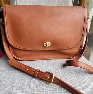 Vintage Coach City Bag
